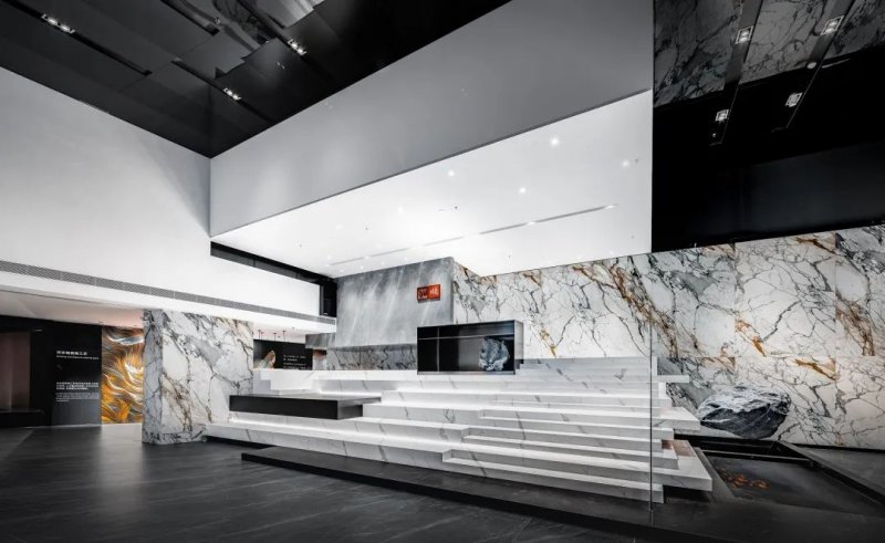 向上而行！順輝瓷磚·巖板成為首批廣東省“先進(jìn)標(biāo)準(zhǔn)證書”企業(yè)_3