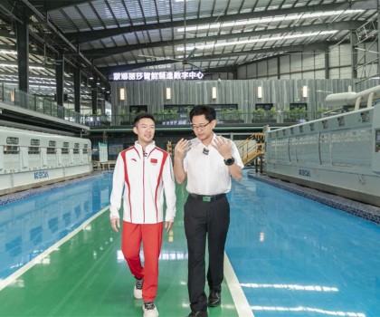 蒙娜麗莎數智化工廠引領建陶新風尚，奧運冠軍郭偉陽共鑒“中國智造”魅力