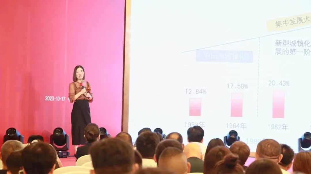 1697798406422381.jpg 2.jpg