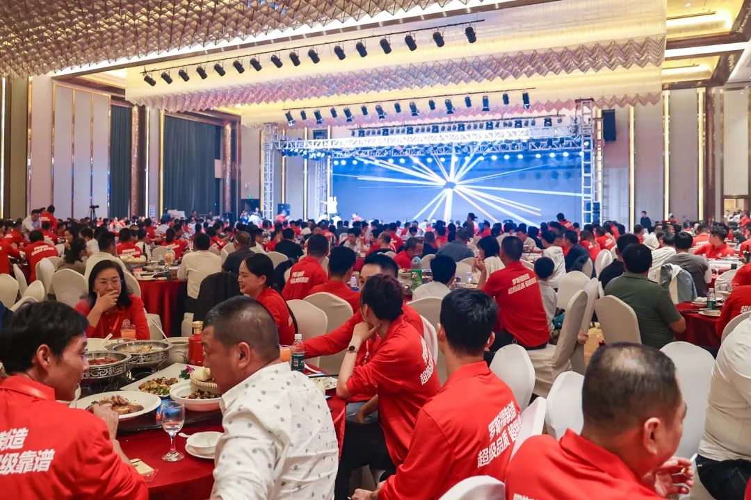 1698731051265089.jpg 640.jpg