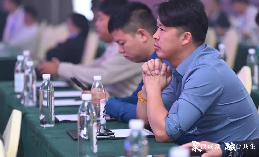 1702806472355196.jpg 4.jpg