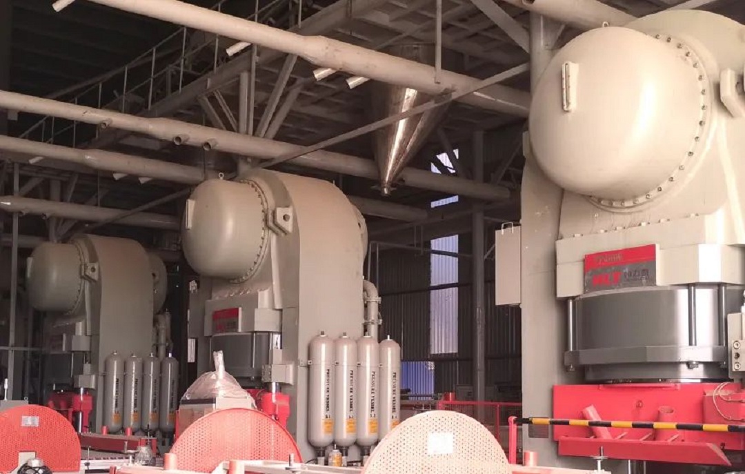 1704447589202618.jpg 16新.jpg