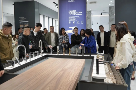 1745737575749989.jpg 1745737573198.jpg